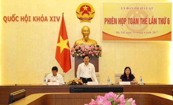 Phiên họp toàn thể lần thứ 6 của Ủy ban Pháp luật